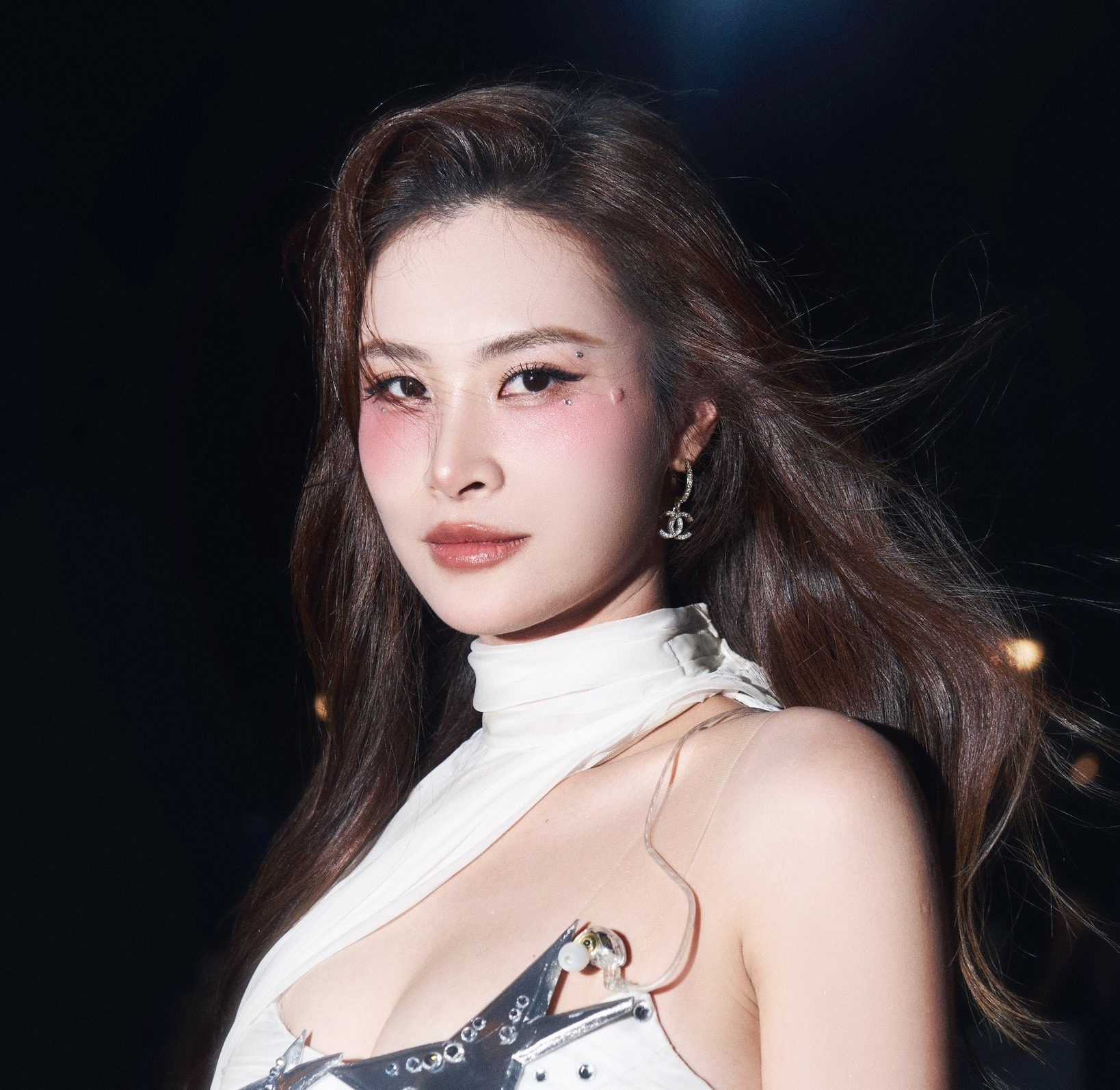 Đông Nhi